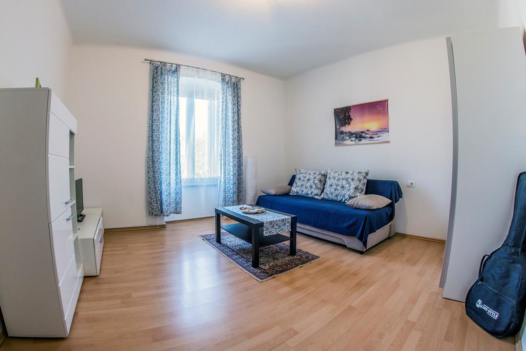 Apartman Anthony Pula Ngoại thất bức ảnh